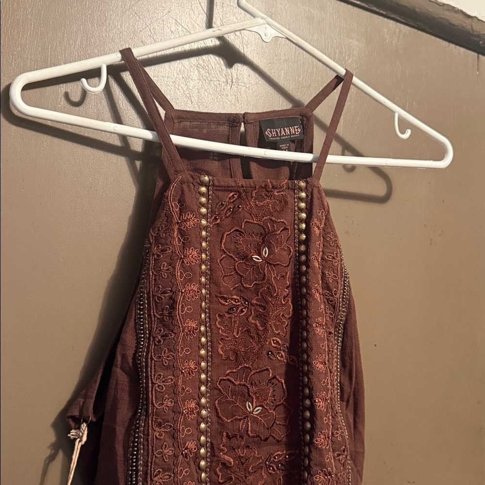 SHYANNE WOMEN'S Western EMBELLISHED HALTER TANK - Picture 3 of 9